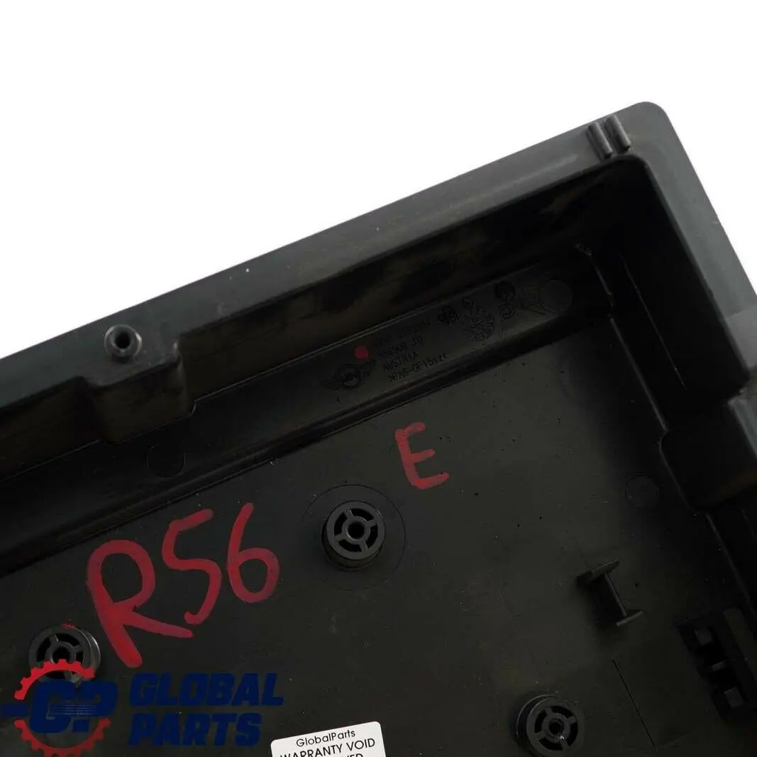 Skrzynka wielofunkcyjna lewa do MINI R55 R56 R57 R58 o numerze 2752447 MINI R55 R56 R57 R58 Skrzynka wielofunkcyjna lewa - SKU 2752447 - Numer Części 2752447