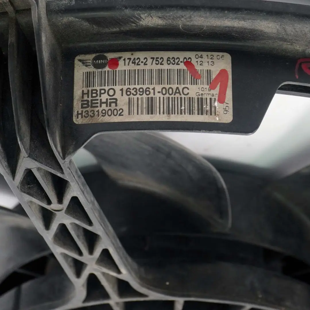 Refrigeracion Radiador Ventilador 350W Bosch para Mini JCW R56 R58 Motor con número de pieza 2752632 Mini JCW R56 R58 Motor Refrigeracion Radiador Ventilador 350W Bosch - SKU 2752632-1 - Número de pieza 2752632