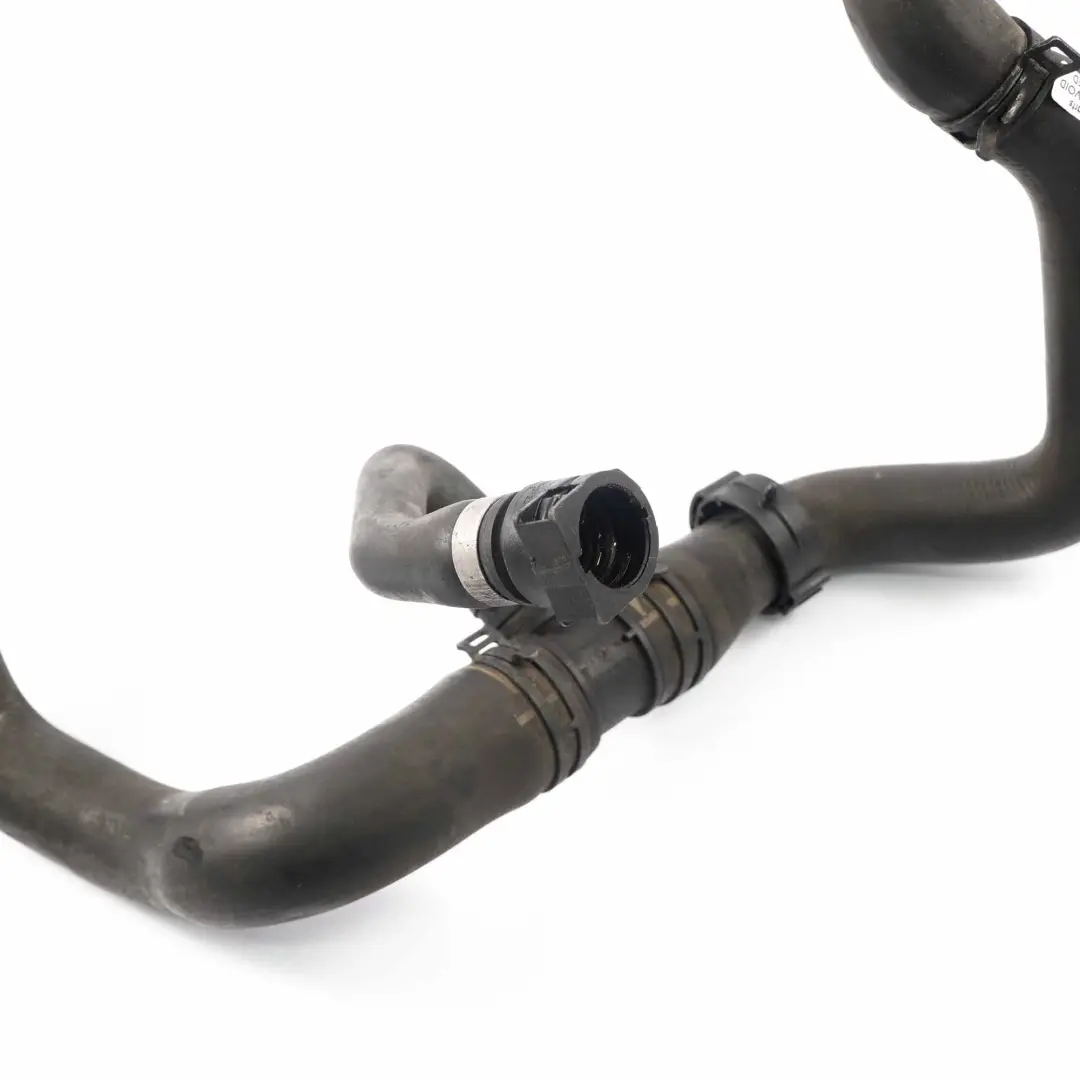 Tuyau d'eau de refroidissement du radiateur W16 Diesel pour Mini R55 R56 à propos du numéro de pièce 2754236 Mini R55 R56 Tuyau d'eau de refroidissement du radiateur W16 Diesel - SKU 2754236 - Numéro de pièce 2754236