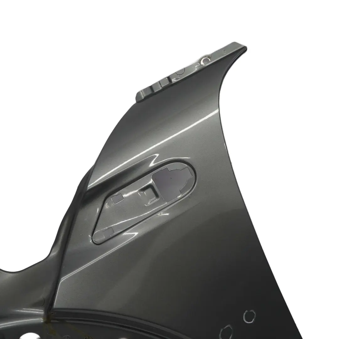 Seitenwand Vorne Links Dark Silver Silber - 871 für Mini R55 R56 R57 R58 10 mit Teilenummer 2754725 Mini R55 R56 R57 R58 10 Seitenwand Vorne Links Dark Silver Silber - 871 - SKU 2754725-DS10 - Teilenummer 2754725