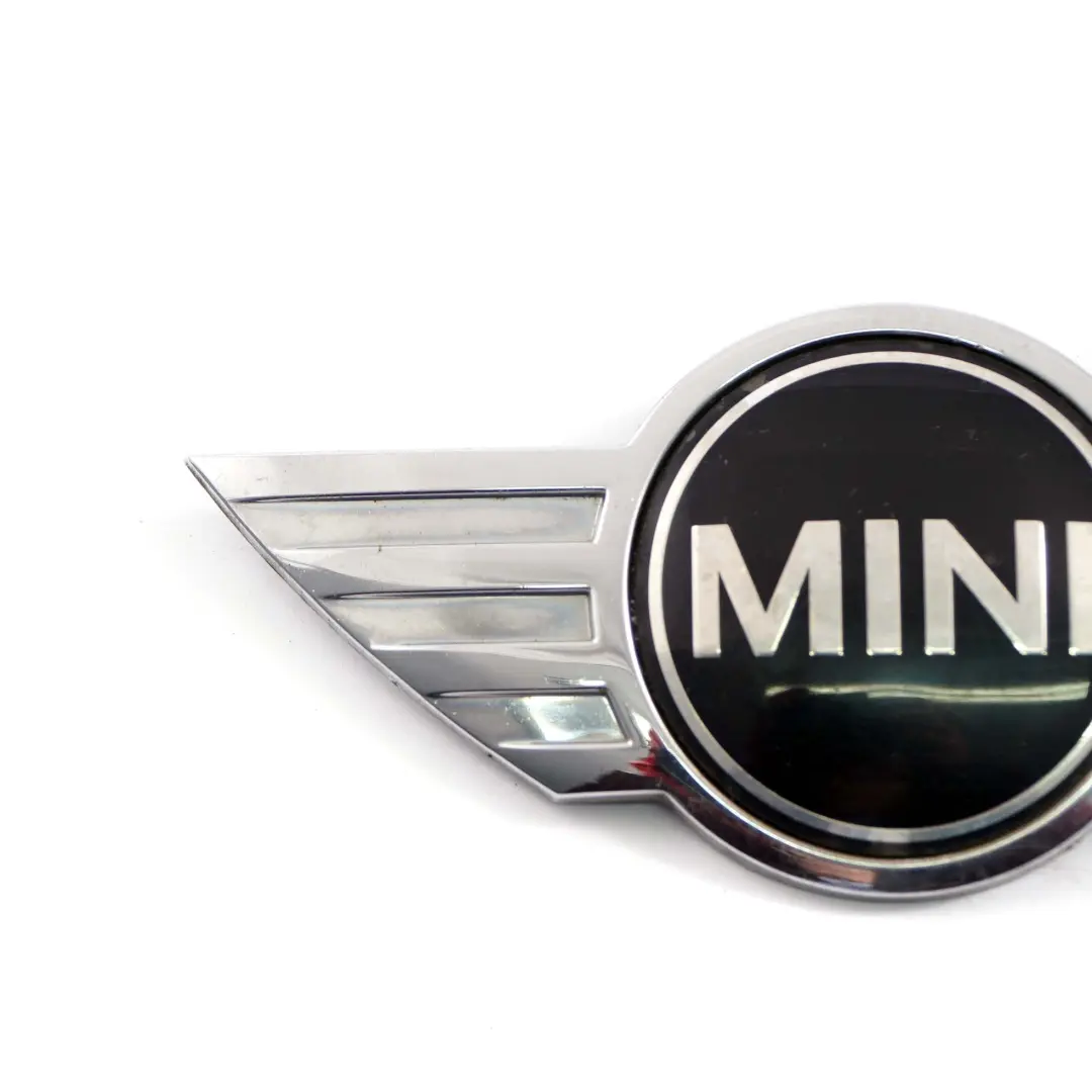 Embleme/Monograme 'MINI' capot avant pour Mini Cooper One R55 R56 R57 à propos du numéro de pièce 2754972 Mini Cooper One R55 R56 R57 Embleme/Monograme 'MINI' capot avant - SKU 2754972-1 - Numéro de pièce 2754972