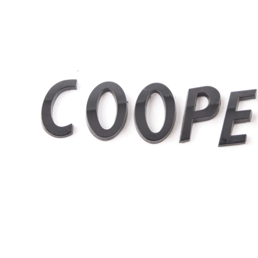 Coperchio baule Cooper S Lettering Emblema Logo per Mini Cooper R53 R55 R56 R57 con numero di parte 2755618 Mini Cooper R53 R55 R56 R57 Coperchio baule Cooper S Lettering Emblema Logo - SKU 2755618-2 - Numero di parte 2755618