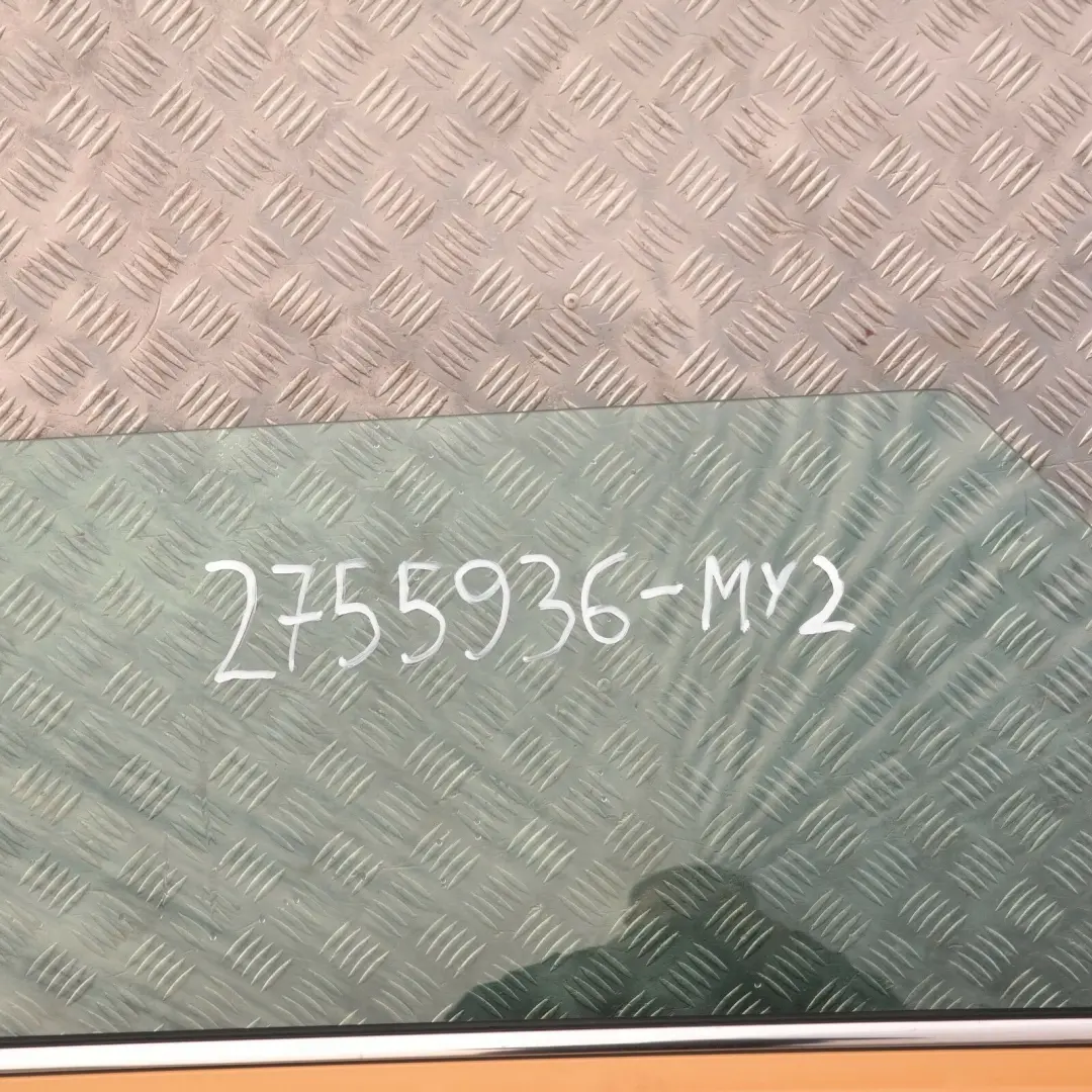 Beifahrer Tür vorne rechts Mellow Yellow Gelb für BMW MINI Cooper R55 R56 R57 R58 mit Teilenummer 2755936 BMW MINI Cooper R55 R56 R57 R58 Beifahrer Tür vorne rechts Mellow Yellow Gelb - SKU 2755936-MY2 - Teilenummer 2755936