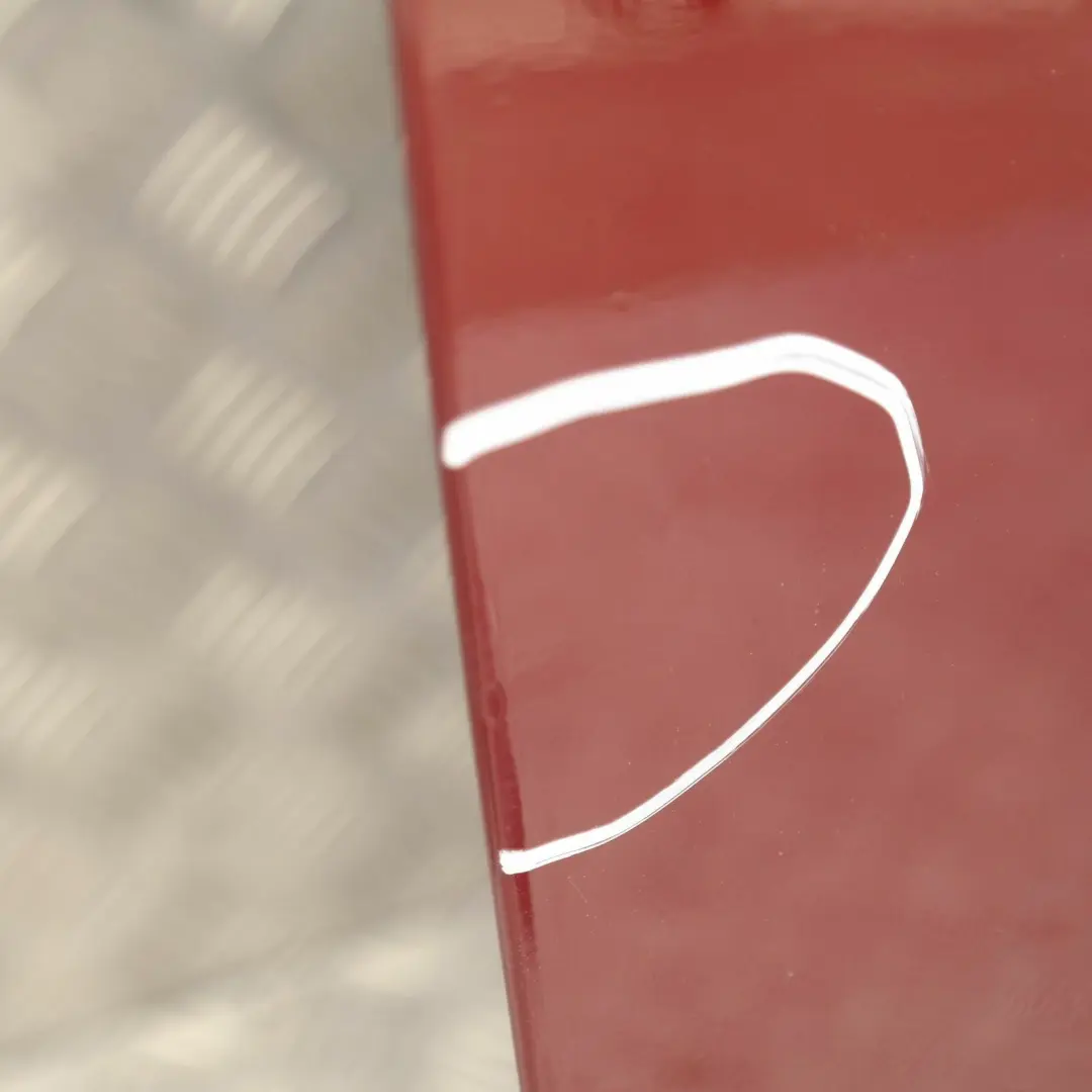 Puerta Delantera Derecha Nightfire Rojo - 857 para Mini Cooper R55 R56 R57 R58 R59 con número de pieza 41002755936 Mini Cooper R55 R56 R57 R58 R59 Puerta Delantera Derecha Nightfire Rojo - 857 - SKU 2755936-NR - Número de pieza 41002755936