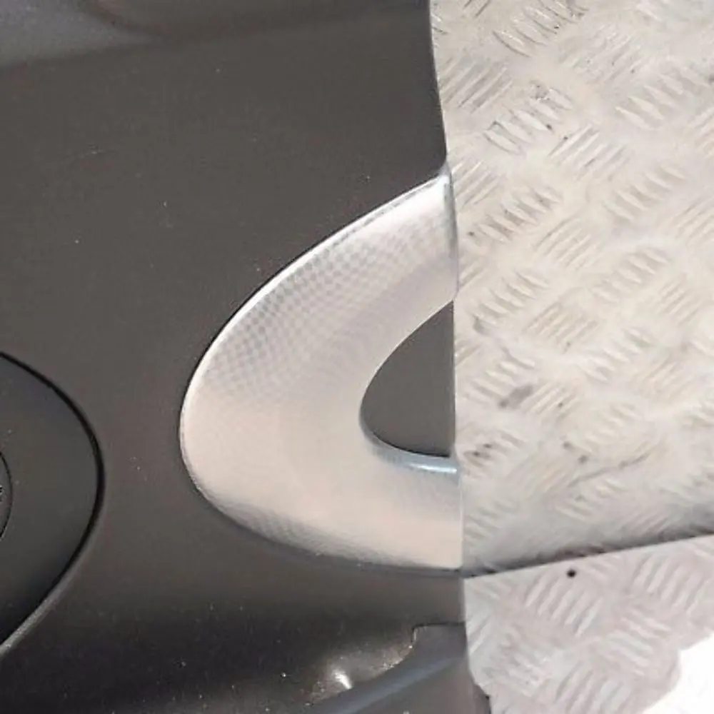 MINI Cooper R56 Lateral Interior Trim Panel Trasero Izquierdo Negro / Plata - SKU 2756047-6 - Número de pieza 51432756047