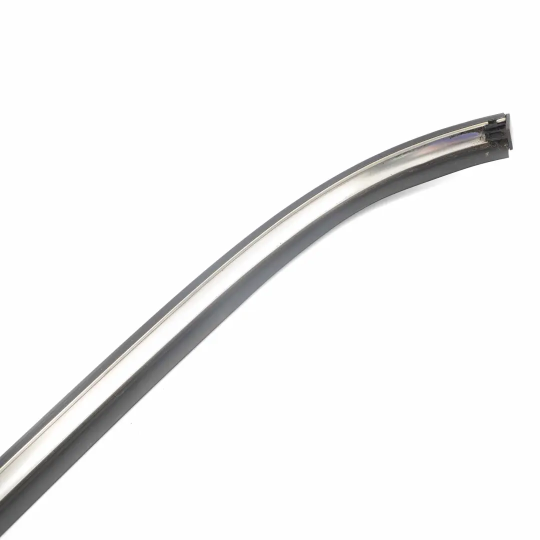 R56N LCI Pannello Laterale Striscia Posteriore Sinistra Cromo per Mini Cooper R56 con numero di parte 2756101 Mini Cooper R56 R56N LCI Pannello Laterale Striscia Posteriore Sinistra Cromo - SKU 2756101 - Numero di parte 2756101