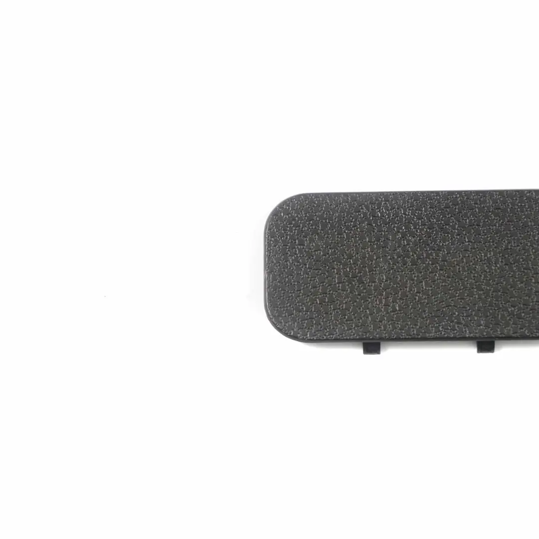 Tapa Lampara Recorte Puerta Partida Embellecedor Panel Negro para Mini R55 con número de pieza 2756201 Mini R55 Tapa Lampara Recorte Puerta Partida Embellecedor Panel Negro - SKU 2756201 - Número de pieza 2756201
