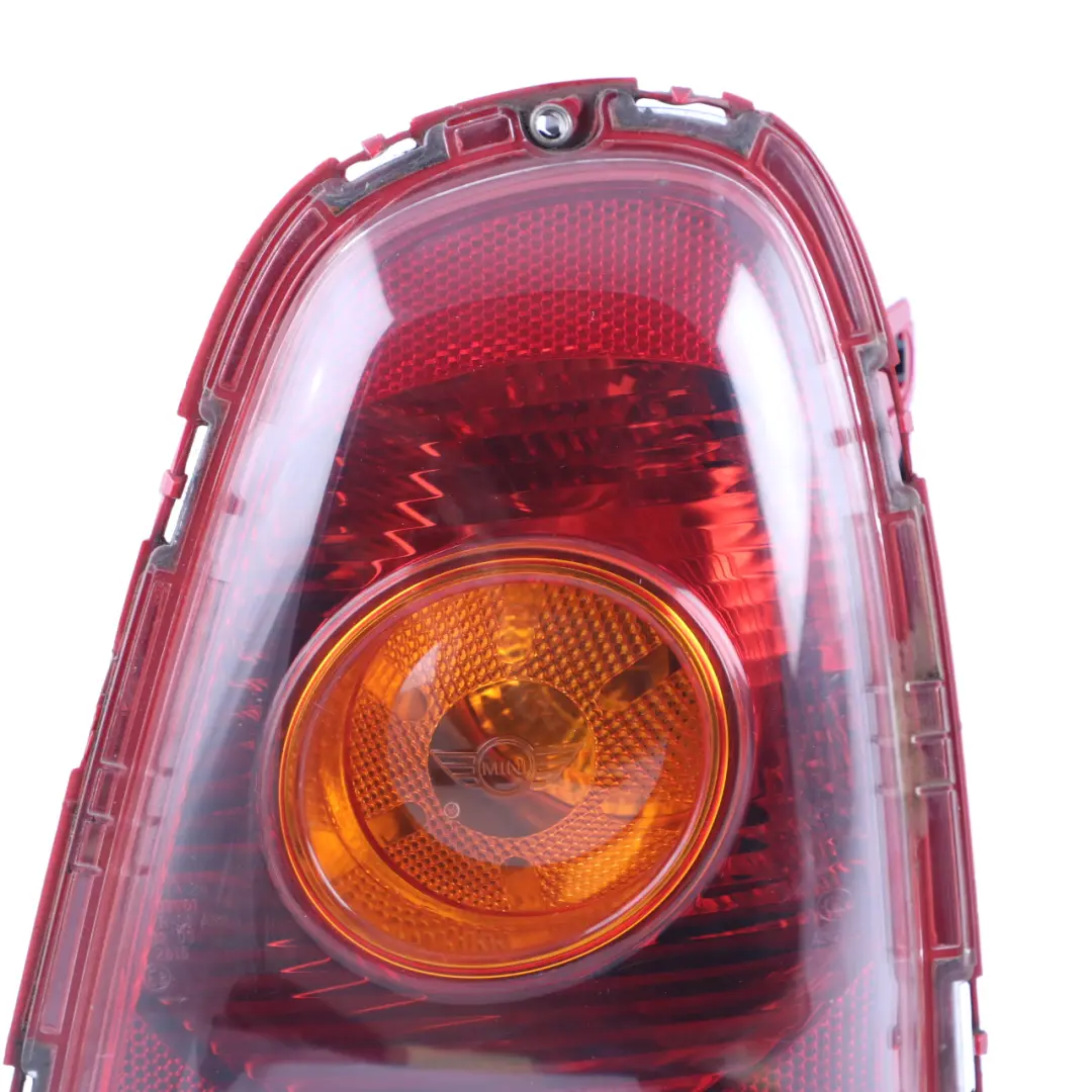 Lampa Prawa Tylna Prawy Tył do Mini Cooper One R56 R57 o numerze 2757010 Mini Cooper One R56 R57 Lampa Prawa Tylna Prawy Tył - SKU 2757010 - Numer Części 2757010
