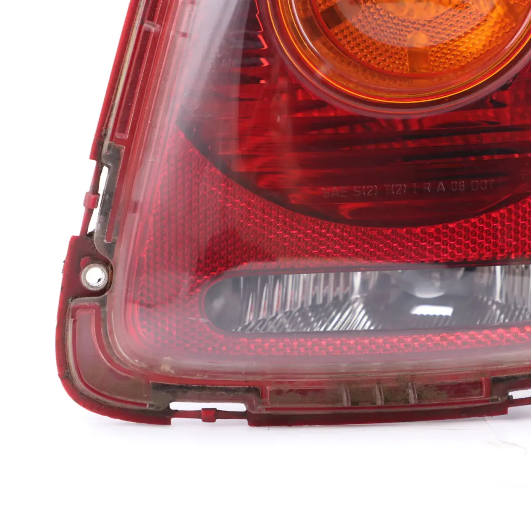 Lampa Prawa Tylna Prawy Tył do Mini Cooper One R56 R57 o numerze 2757010 Mini Cooper One R56 R57 Lampa Prawa Tylna Prawy Tył - SKU 2757010 - Numer Części 2757010