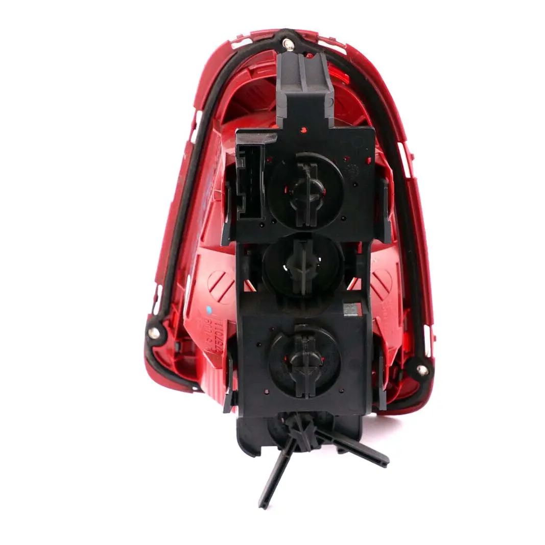Mini R56 R57 Feu Arrière Panneau Latérale à Gauche Blanc Arrière - SKU 2757011 - Numéro de pièce 2757011