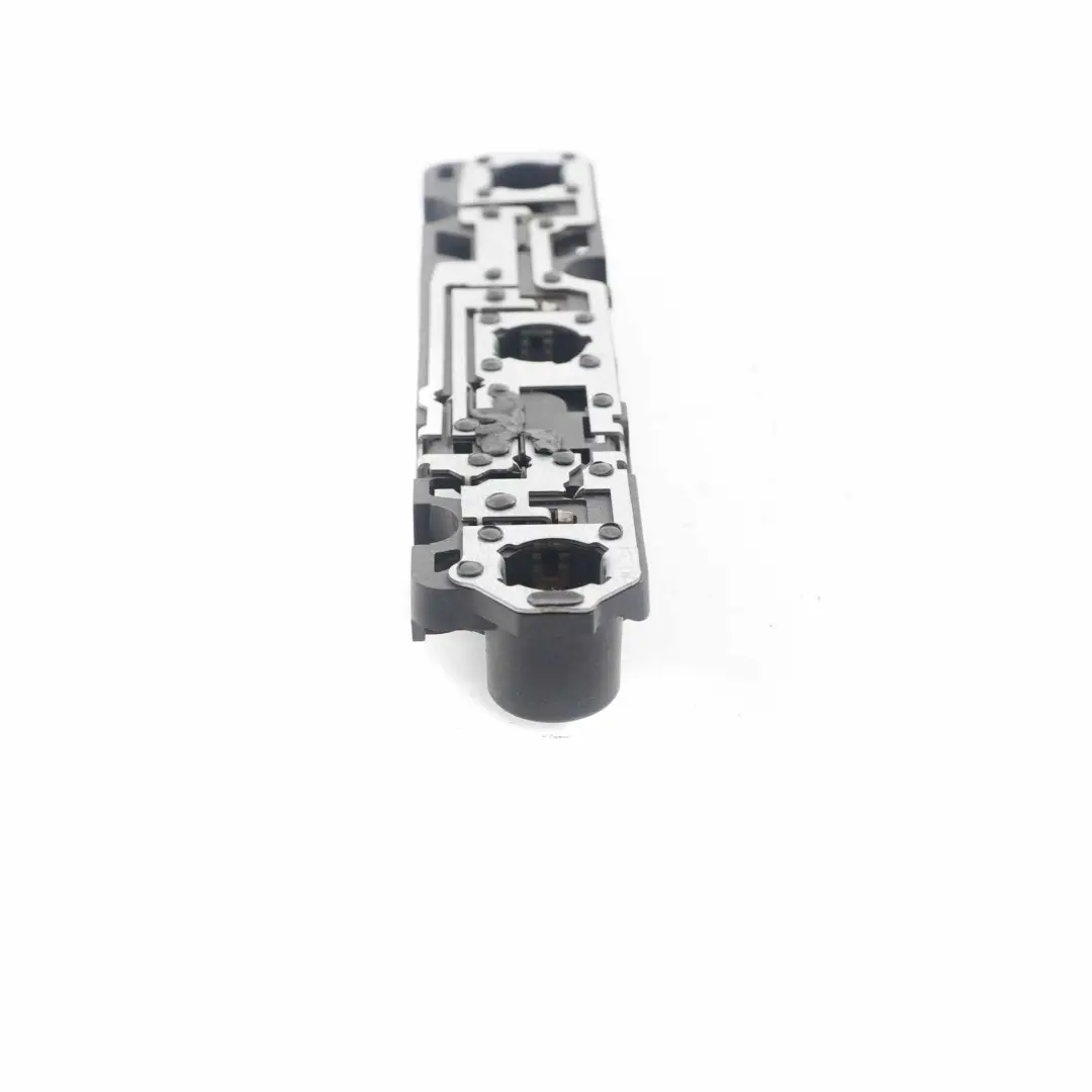 MINI Cooper One Clubman R55 Lampenträger Heckleuchte Links - SKU 2758125 - Teilenummer 2758125