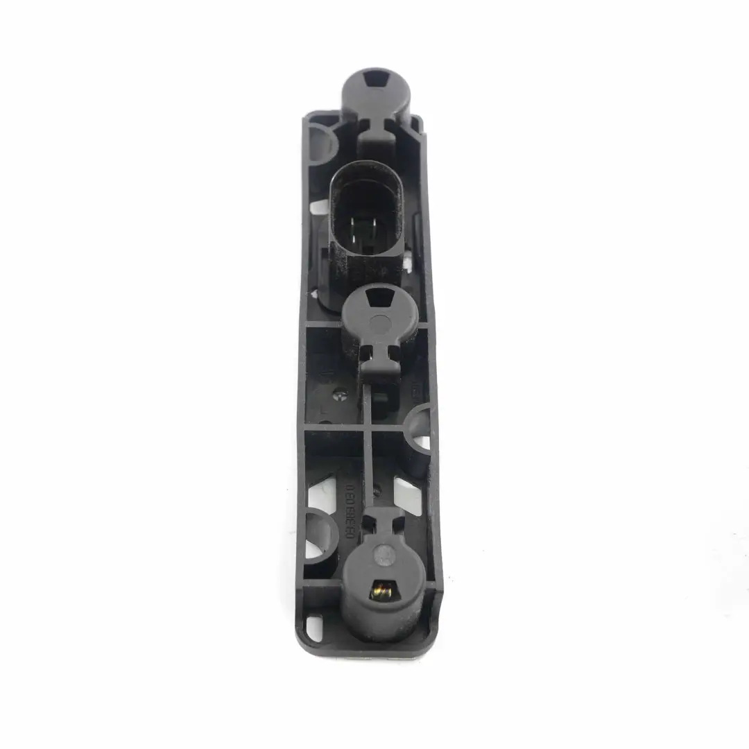 Mini Cooper One Clubman R55 Douille Ampoule Arrière Gauche Light Lamp - SKU 2758125 - Numéro de pièce 2758125