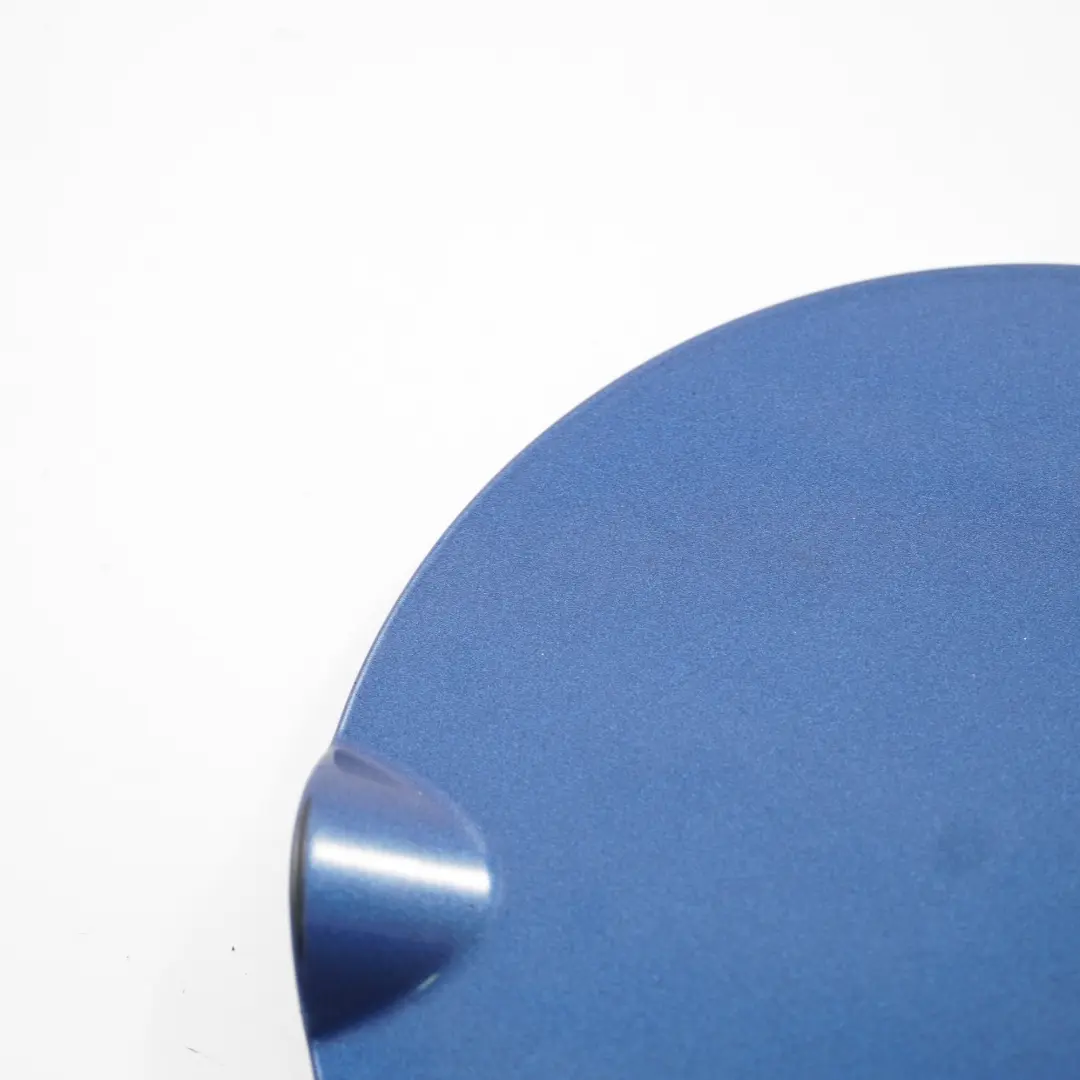 Filler In Flap Tankdeckel Abdeckung Lightning Blue Metallic A63 für Mini R57 R58 R59 mit Teilenummer 2758379 Mini R57 R58 R59 Filler In Flap Tankdeckel Abdeckung Lightning Blue Metallic A63 - SKU 2758379-LB - Teilenummer 2758379
