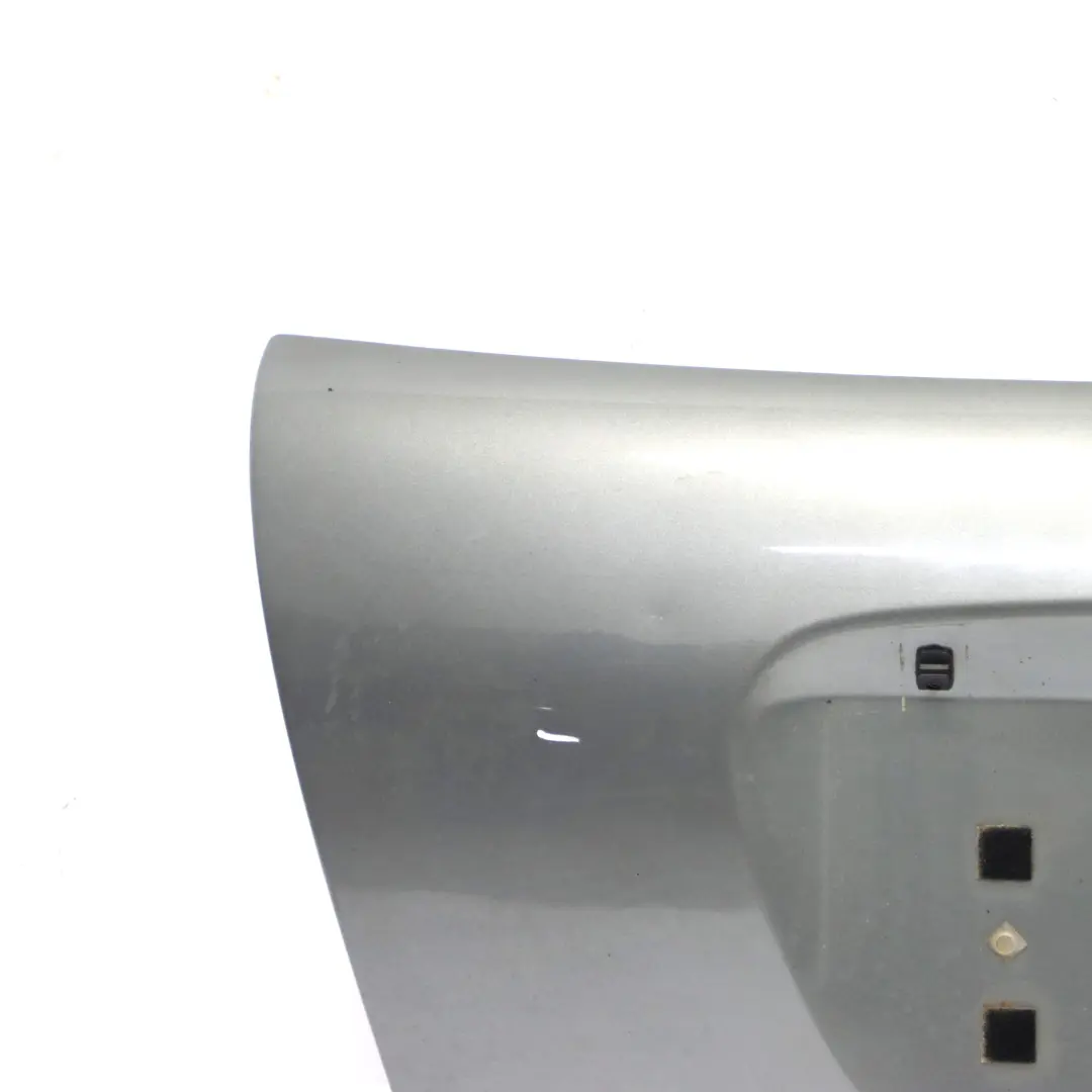 Tapa Maletero Cabrio Porton Trasero Pure Silver Metallic - 900 para Mini R57 con número de pieza 2758392 Mini R57 Tapa Maletero Cabrio Porton Trasero Pure Silver Metallic - 900 - SKU 2758392-DS - Número de pieza 2758392