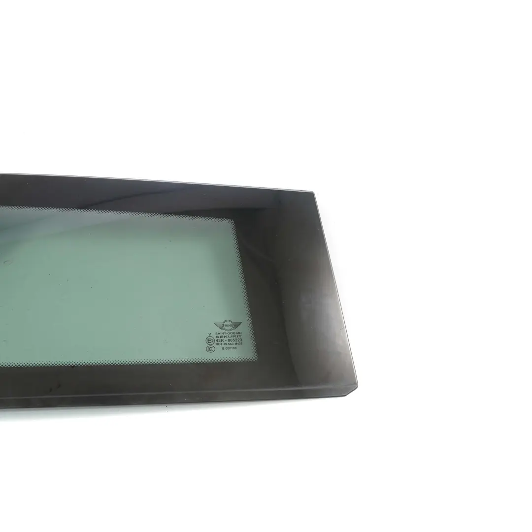 Coup? R58 Cristal Lateral Fijo Negro AS3 Trasero Derecho para Mini con número de pieza 2759504 Mini Coup? R58 Cristal Lateral Fijo Negro AS3 Trasero Derecho - SKU 2759504 - Número de pieza 2759504