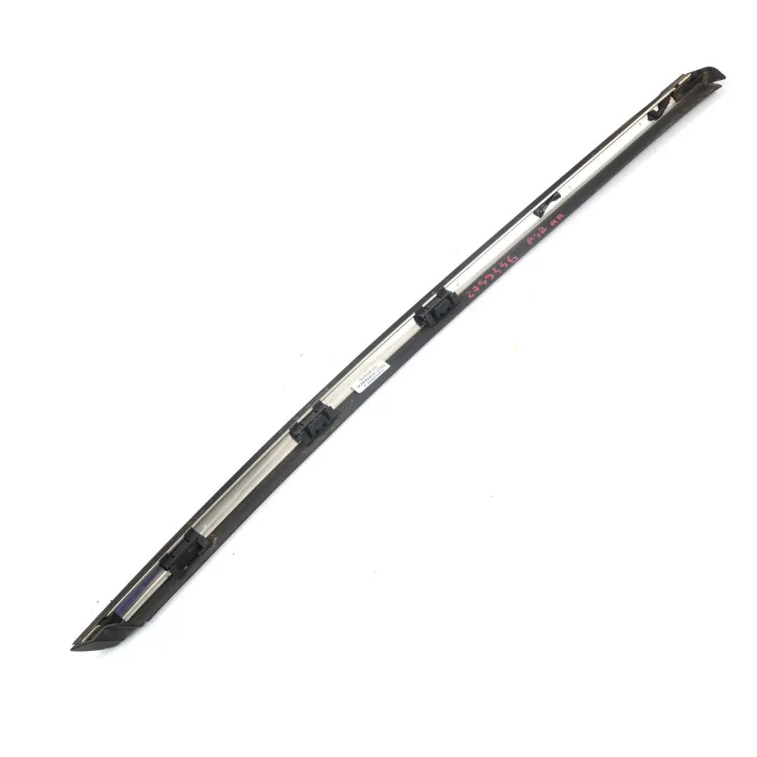 Mini R58 Panel Lateral Trasero Derecho Banda Cromada - SKU 2759556 - Número de pieza 2759556