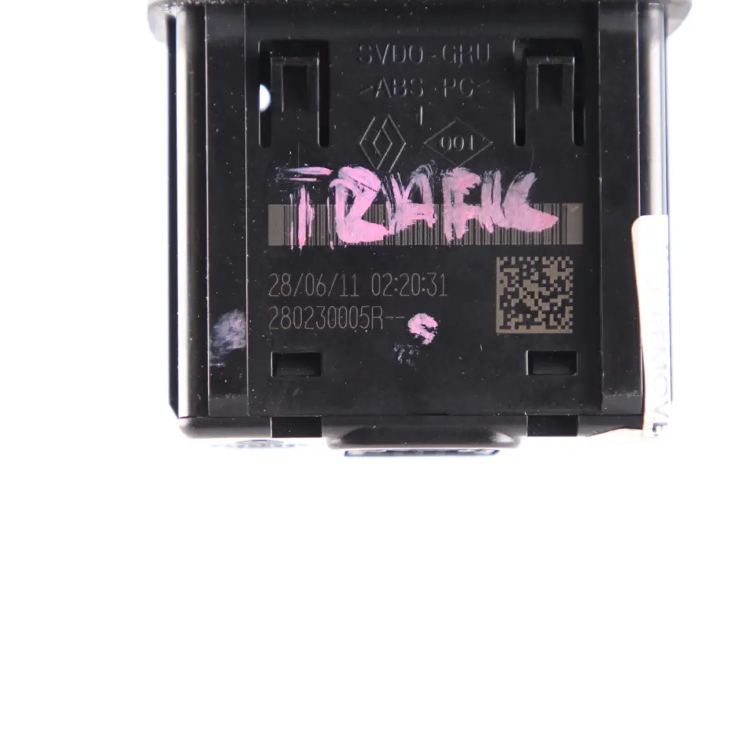 MK2 Scenic MK3 Audio Aux In Plug Socket Connector to Renault Trafic with Part number 280230005R Renault Trafic MK2 Scenic MK3 Audio Aux In Plug Socket Connector - SKU 280230005R - Part number 280230005R