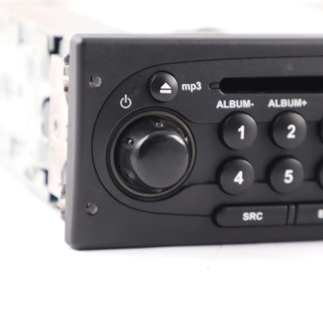 Radio CD Player Renault Trafic Vauxhall Vivaro Head Unit MP3 to with Part number 281112231R Radio CD Player Renault Trafic Vauxhall Vivaro Head Unit MP3 - SKU 281112231R - Part number 281112231R