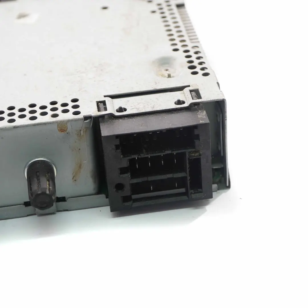 Radio Reproductor Unidad principal estéreo para Renault Trafic II CD con número de pieza 281150049RT Renault Trafic II CD Radio Reproductor Unidad principal estéreo - SKU 281150049RT - Número de pieza 281150049RT