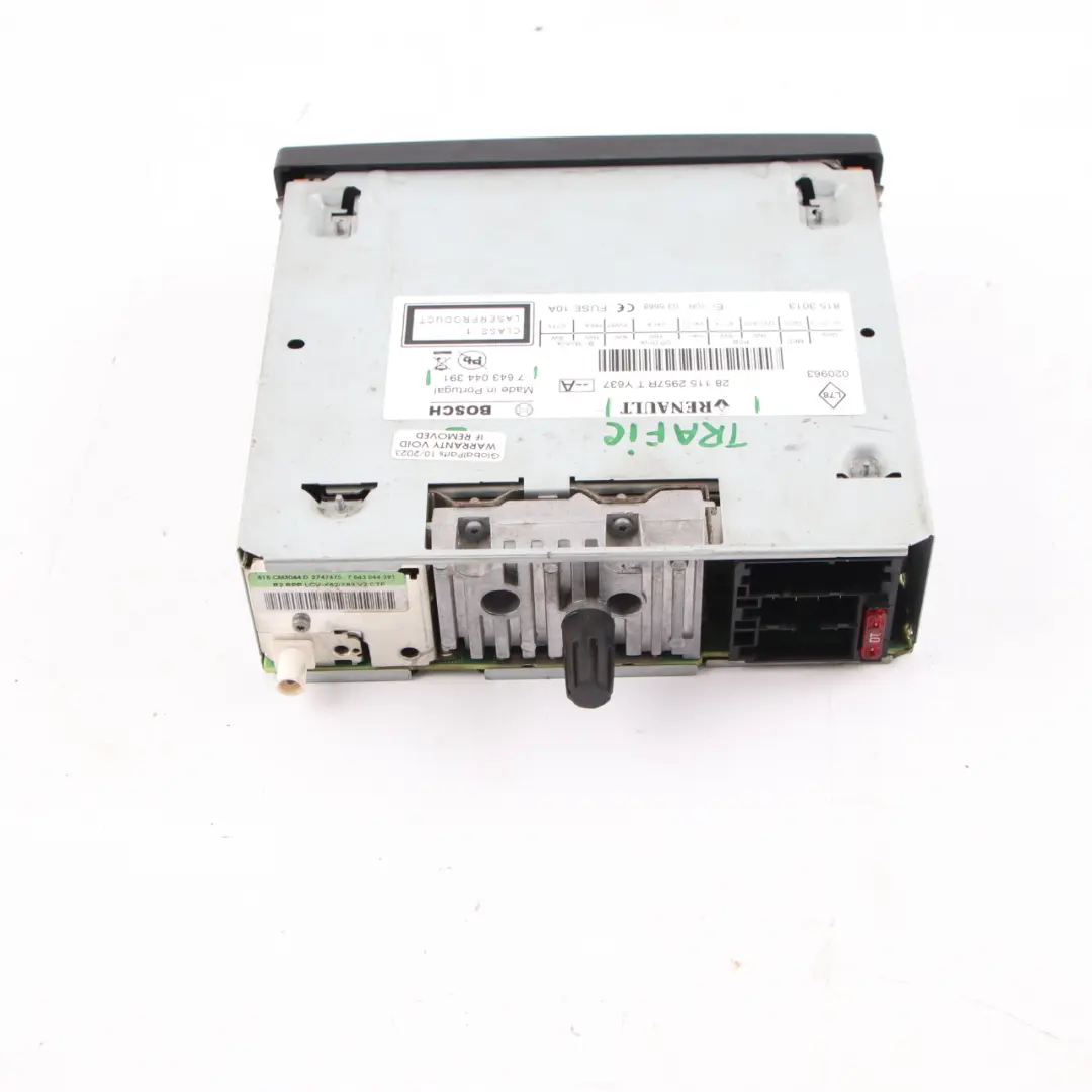 Radio Stereo Audio CD Player Head Unit to Renault Trafic Vauxhall Vivaro with Part number 281152957R Renault Trafic Vauxhall Vivaro Radio Stereo Audio CD Player Head Unit - SKU 281152957R - Part number 281152957R