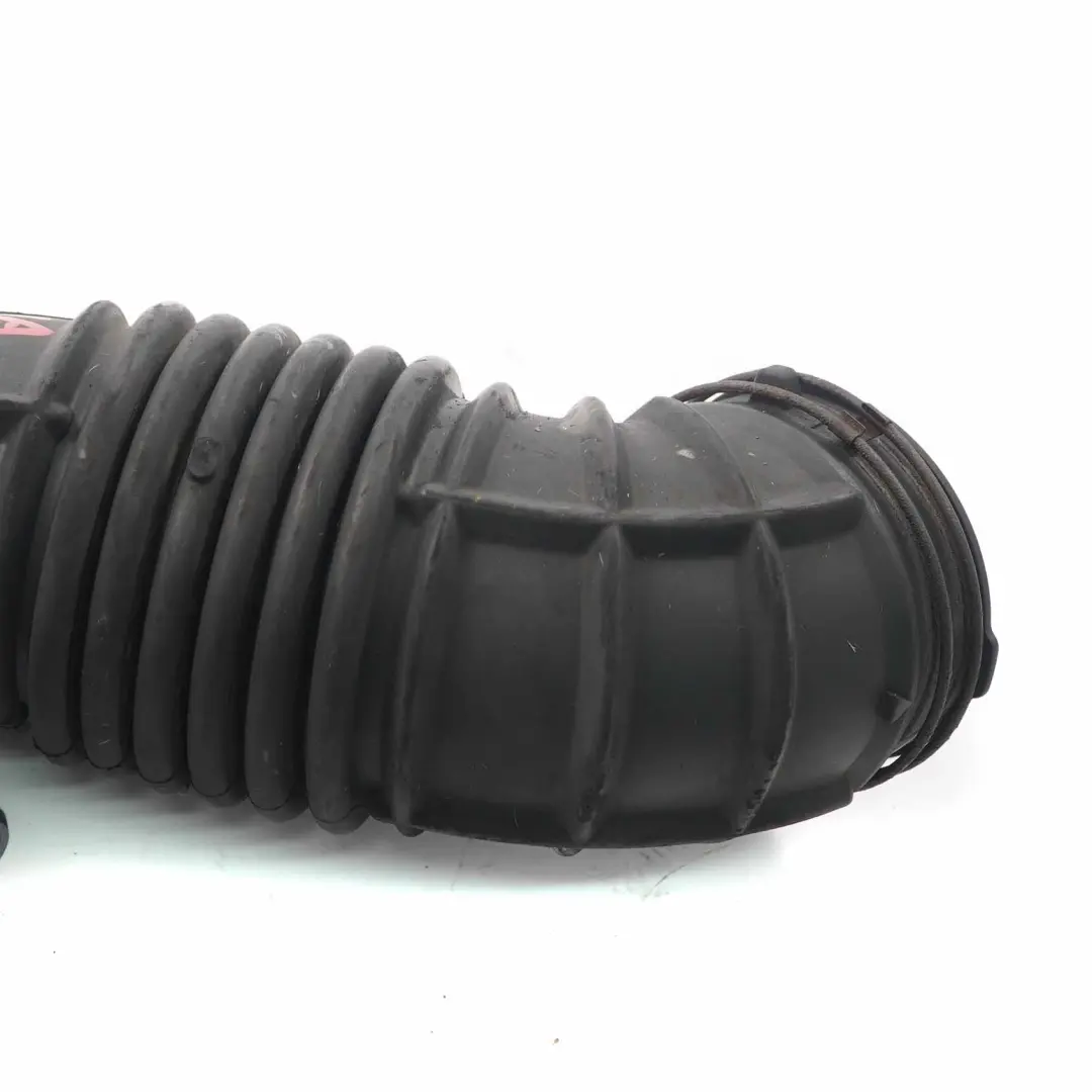 MK1 1.6 CRDI Air Intake Pipe Hose Line to Kia Ceed ED with Part number 281381M250 Kia Ceed ED MK1 1.6 CRDI Air Intake Pipe Hose Line - SKU 281381M250 - Part number 281381M250