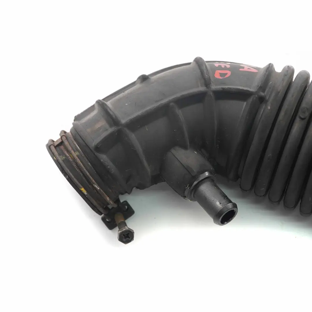 MK1 1.6 CRDI Air Intake Pipe Hose Line to Kia Ceed ED with Part number 281381M250 Kia Ceed ED MK1 1.6 CRDI Air Intake Pipe Hose Line - SKU 281381M250 - Part number 281381M250