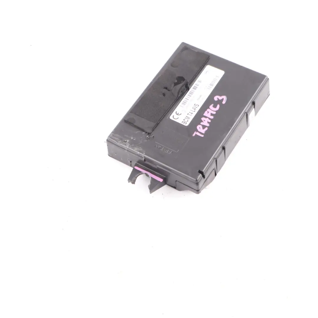 Body Control Module ECU BCM T4 to Renault Trafic 3 Vauxhall Vivaro B with Part number 284B10847R Renault Trafic 3 Vauxhall Vivaro B Body Control Module ECU BCM T4 - SKU 284B10847R - Part number 284B10847R