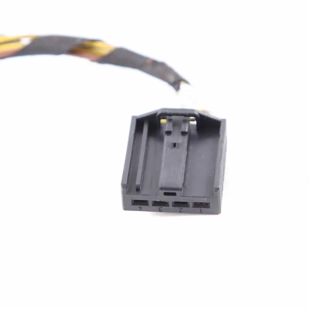 BMW X1 E84 Câblage de la lampe arrière du coffre et du hayon à droite 6984746 - SKU 2990114-3 - Numéro de pièce 2990114