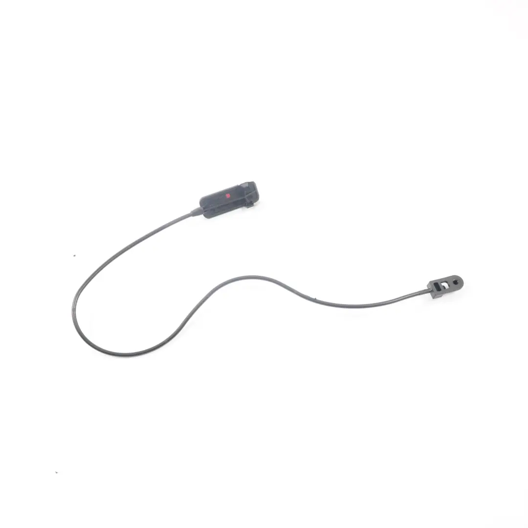 Cavo Bowden Tronco Sblocco Di Emergenza Serratura Portellone per BMW X1 E84 con numero di parte 2990137 BMW X1 E84 Cavo Bowden Tronco Sblocco Di Emergenza Serratura Portellone - SKU 2990137 - Numero di parte 2990137