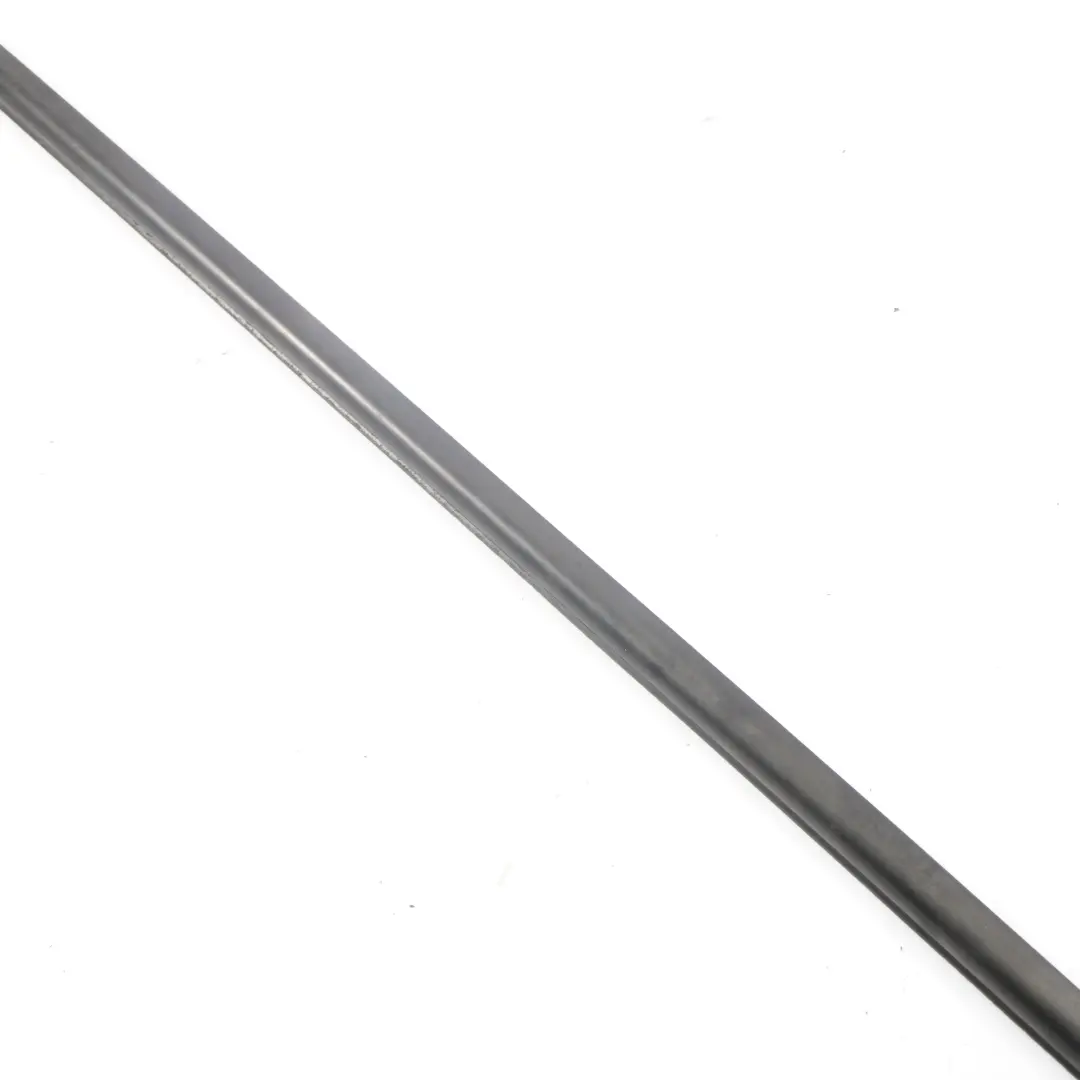 Canale Di Copertura Porta Anteriore Sinistra Guarnizione per BMW X1 E84 con numero di parte 2990303 BMW X1 E84 Canale Di Copertura Porta Anteriore Sinistra Guarnizione - SKU 2990303 - Numero di parte 2990303