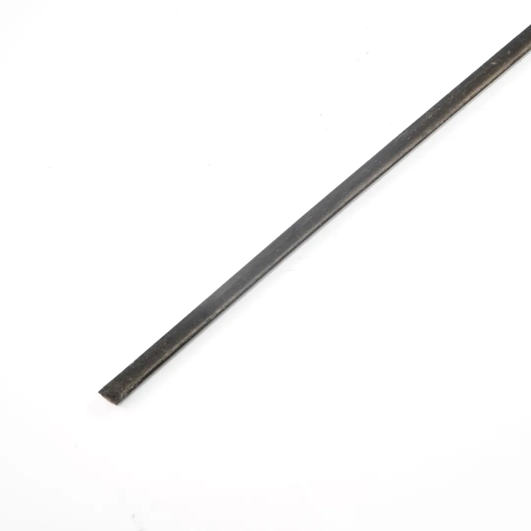 Burlete Para Puerta Delantera Izquierda para BMW X1 E84 con número de pieza 2990303 BMW X1 E84 Burlete Para Puerta Delantera Izquierda - SKU 2990303 - Número de pieza 2990303