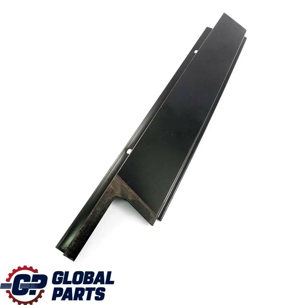 BMW E84 Tapa Columna B Puerta Trasera Derecha Negro - SKU 2990326 - Número de pieza 2990326