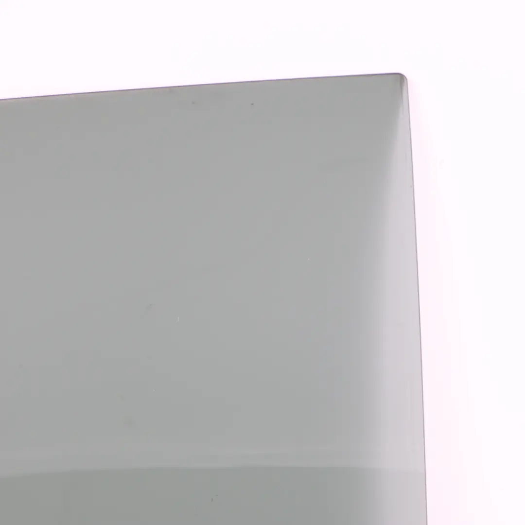 Door Window Glass Rear Left N/S Side Tinted Black AS3 to BMW X1 E84 with Part number 2990389 BMW X1 E84 Door Window Glass Rear Left N/S Side Tinted Black AS3 - SKU 2990389 - Part number 2990389