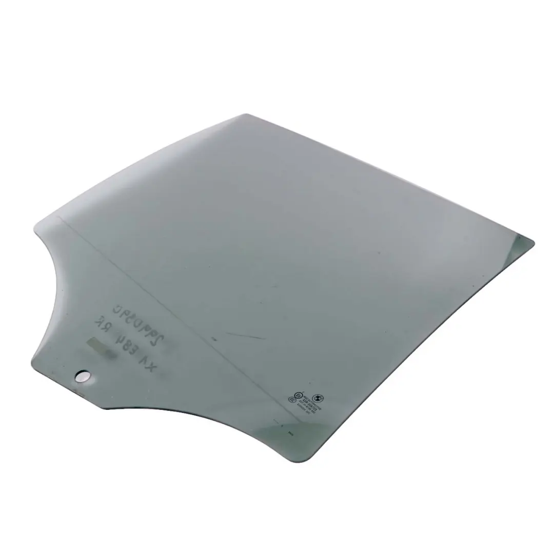 Trasera Derecha Puerta Lado Vidrio Negro AS3 para BMW E84 con número de pieza 2990390 BMW E84 Trasera Derecha Puerta Lado Vidrio Negro AS3 - SKU 2990390 - Número de pieza 2990390