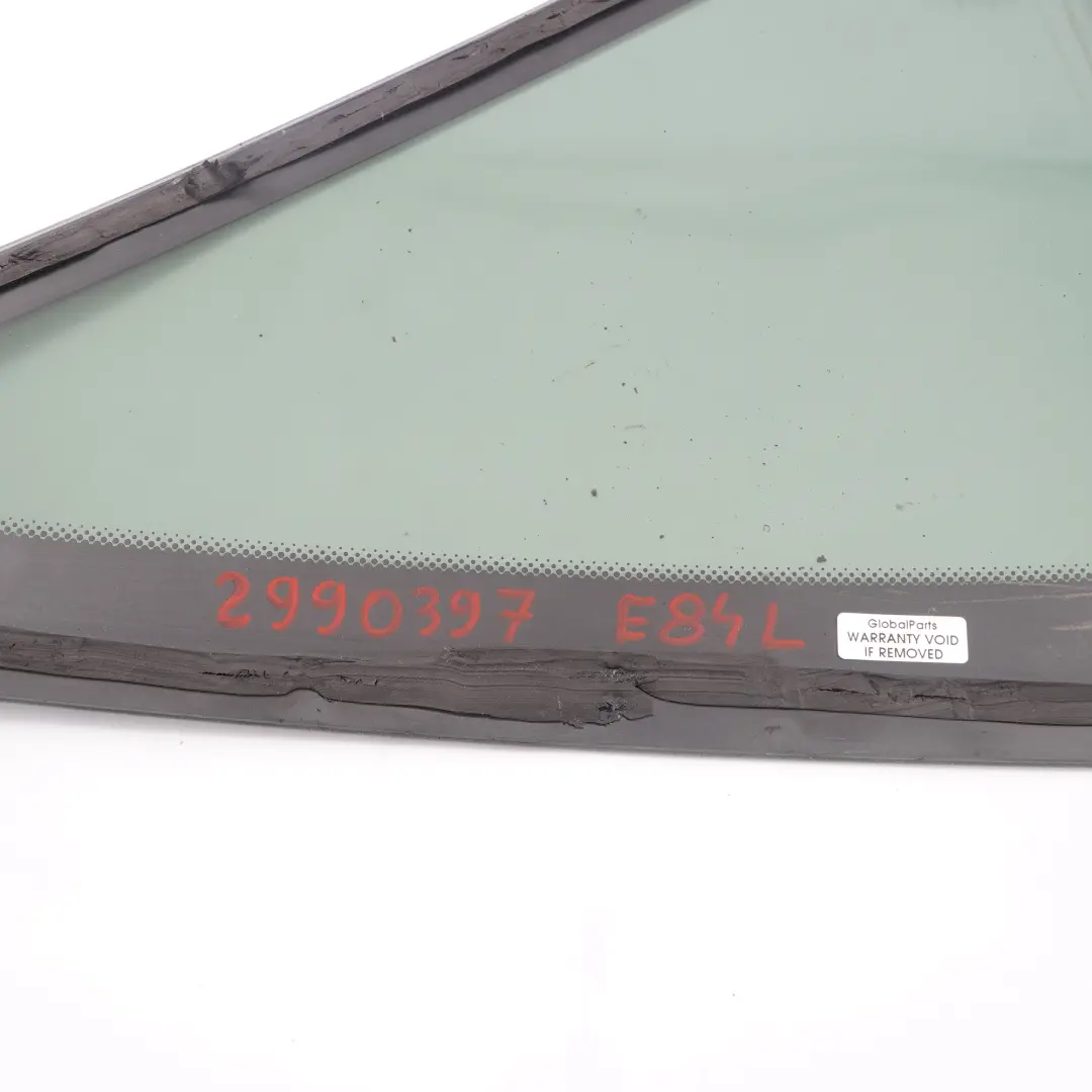 Szyba Drzwi Trójkąt Lewy Tył Tylna AS3 do BMW X1 E84 o numerze 2990397 BMW X1 E84 Szyba Drzwi Trójkąt Lewy Tył Tylna AS3 - SKU 2990397 - Numer Części 2990397