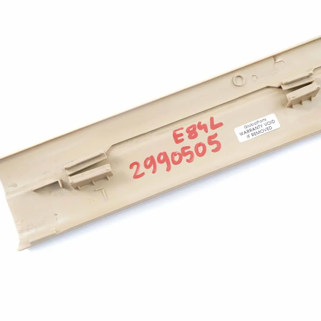 Tapa Entrada Delantera Izquierda Embellecedor Savanna Beige para BMW X1 E84 con número de pieza 2990759 BMW X1 E84 Tapa Entrada Delantera Izquierda Embellecedor Savanna Beige - SKU 2990505 - Número de pieza 2990759