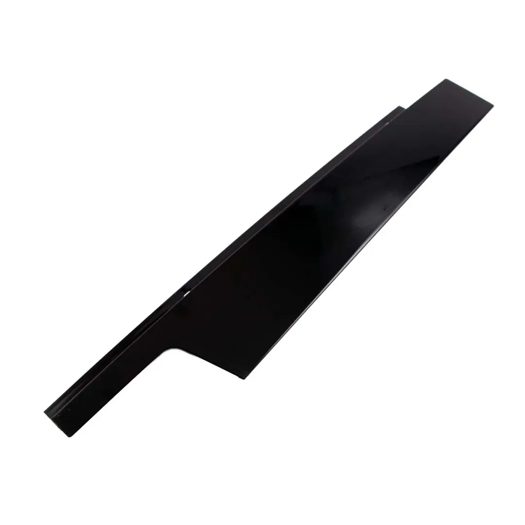 Tapa Acabado Pilar B Puerta Delantera Izquierda Embellecedor Brillo para BMW X1 E84 con número de pieza 2990877 BMW X1 E84 Tapa Acabado Pilar B Puerta Delantera Izquierda Embellecedor Brillo - SKU 2990877 - Número de pieza 2990877