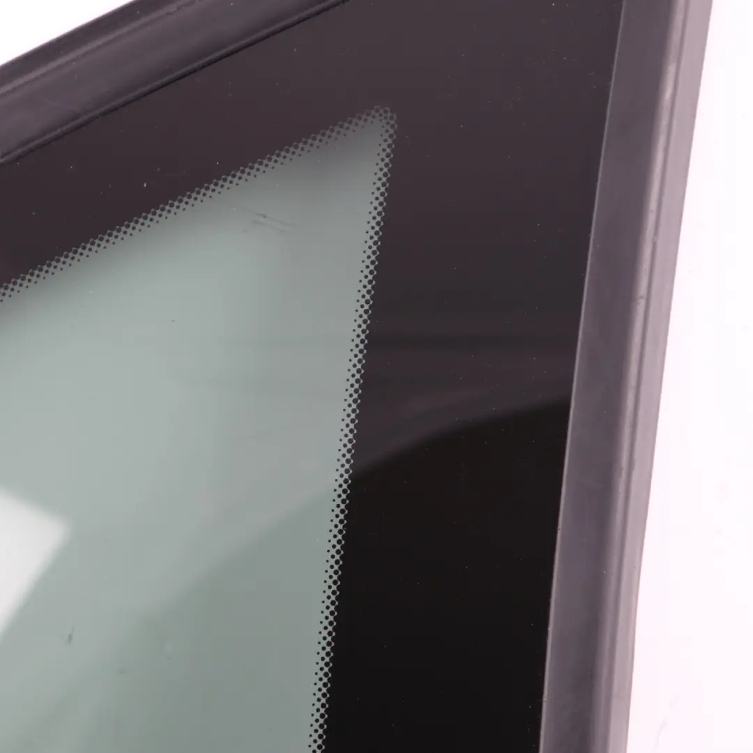 BMW X1 E84 Cristal Ventana Lateral Negro Tintado AS3 Trasera Derecha - SKU 2991380 - Número de pieza 2991380