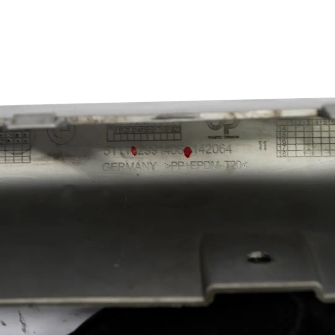 Pare chocs avant becquet inférieur cache central pour BMW X1 E84 à propos du numéro de pièce 2991406 BMW X1 E84 Pare chocs avant becquet inférieur cache central - SKU 2991406 - Numéro de pièce 2991406