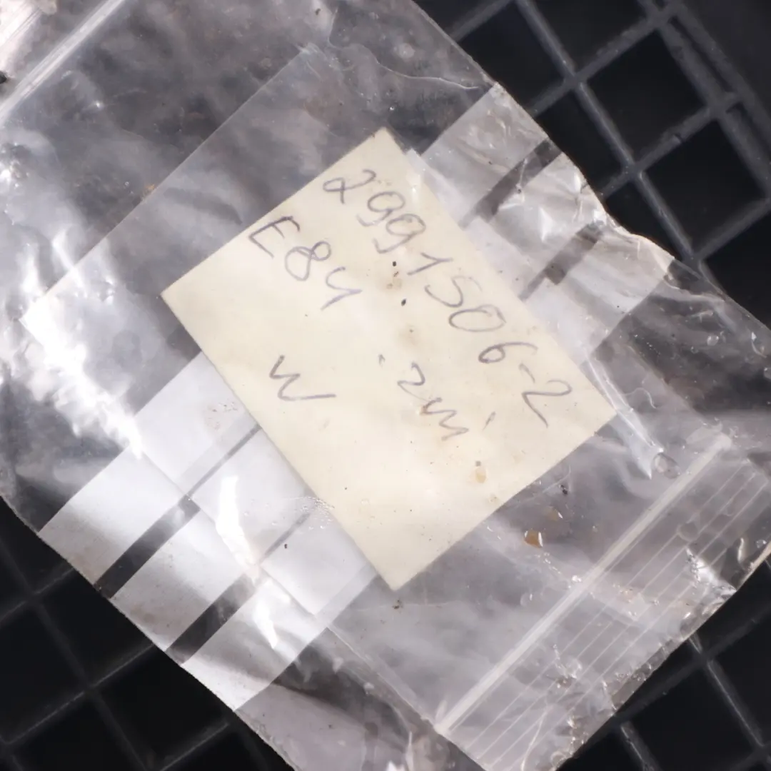 Pare-Chocs Avant Grille Centrale Inférieure pour BMW X1 E84 X Line à propos du numéro de pièce 2991506 BMW X1 E84 X Line Pare-Chocs Avant Grille Centrale Inférieure - SKU 2991506-2 - Numéro de pièce 2991506