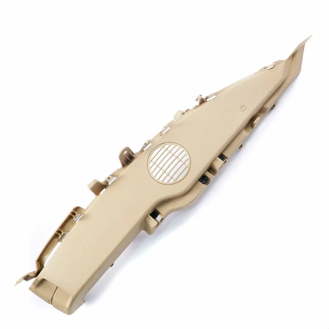 Supporto Ripiano Lunotto Destro Savanna Beige 2991804 per BMW X1 E84 con numero di parte 2991852 BMW X1 E84 Supporto Ripiano Lunotto Destro Savanna Beige 2991804 - SKU 2991852 - Numero di parte 2991852