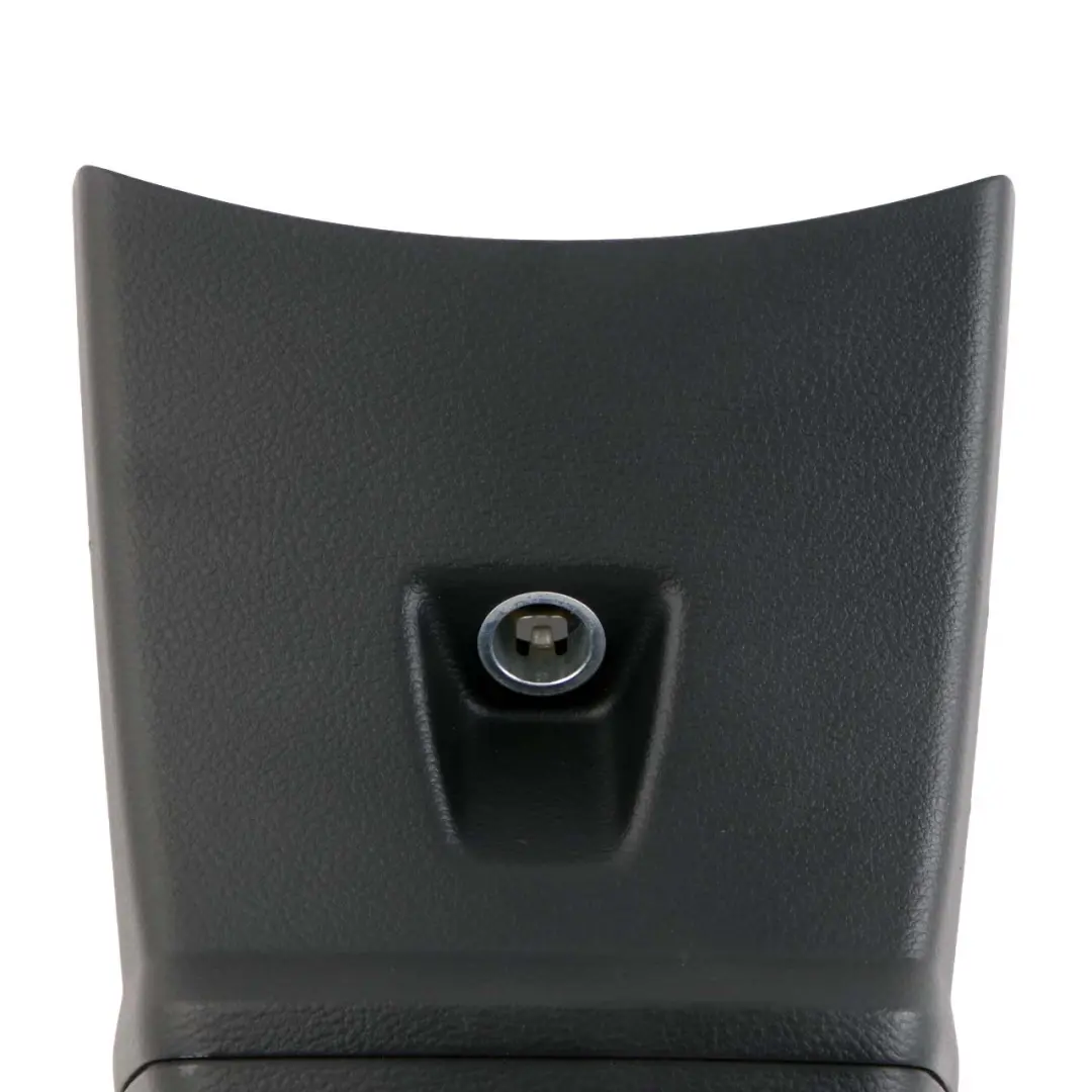 Cubierta Consola Central Panel Negro para BMW E84 con número de pieza 2991937 BMW E84 Cubierta Consola Central Panel Negro - SKU 2991937 - Número de pieza 2991937