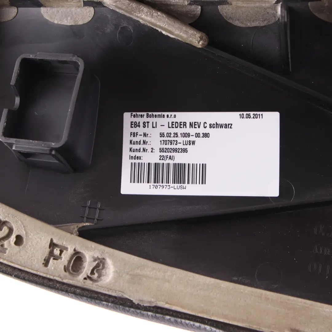 Dossier siège arrière gauche Finition latérale en cuir Nevada Black pour BMW X1 E84 à propos du numéro de pièce 2992395 BMW X1 E84 Dossier siège arrière gauche Finition latérale en cuir Nevada Black - SKU 2992395 - Numéro de pièce 2992395