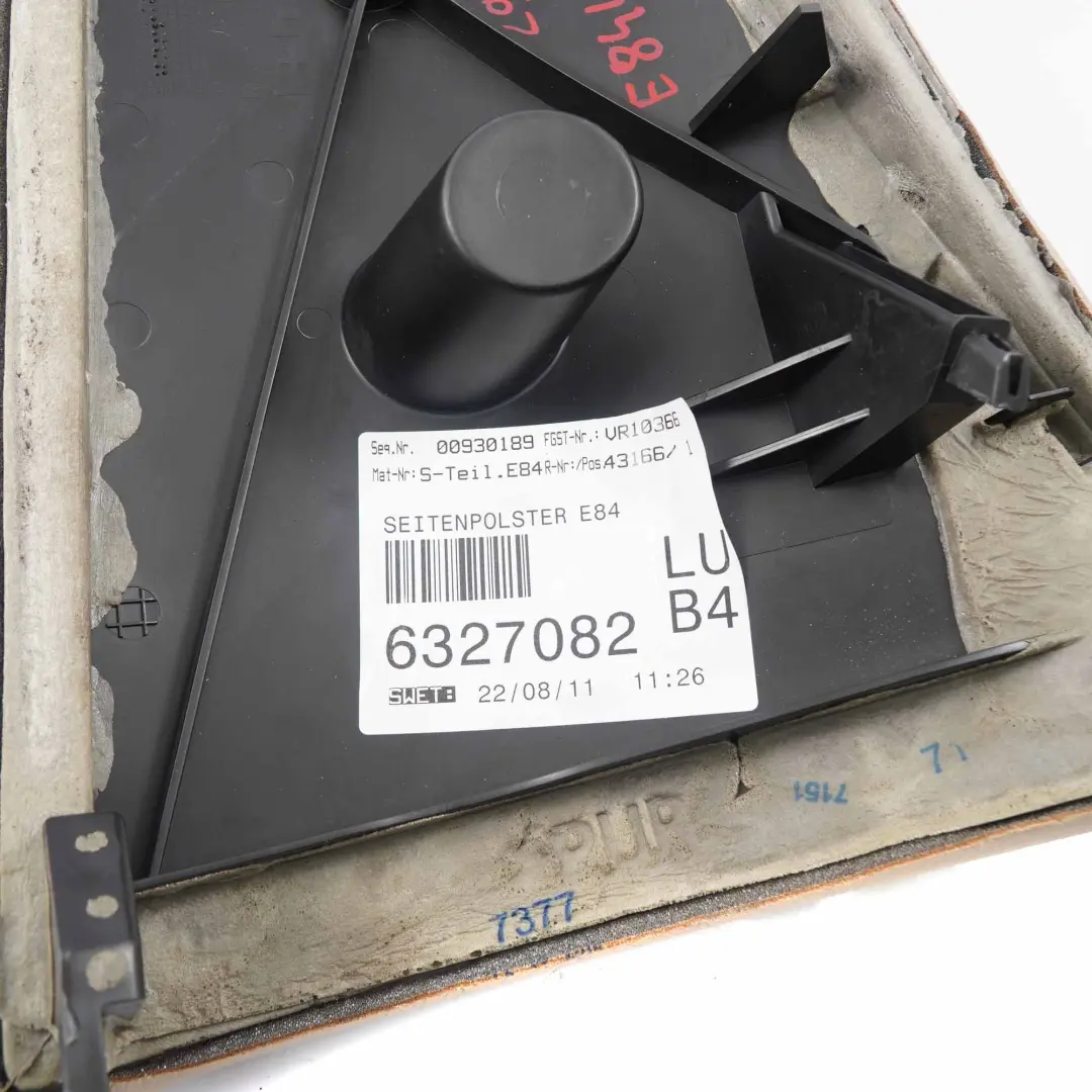 Boczek Kanapy Lewy Skóra Beż do BMW X1 E84 o numerze 2992397 BMW X1 E84 Boczek Kanapy Lewy Skóra Beż - SKU 2992397 - Numer Części 2992397