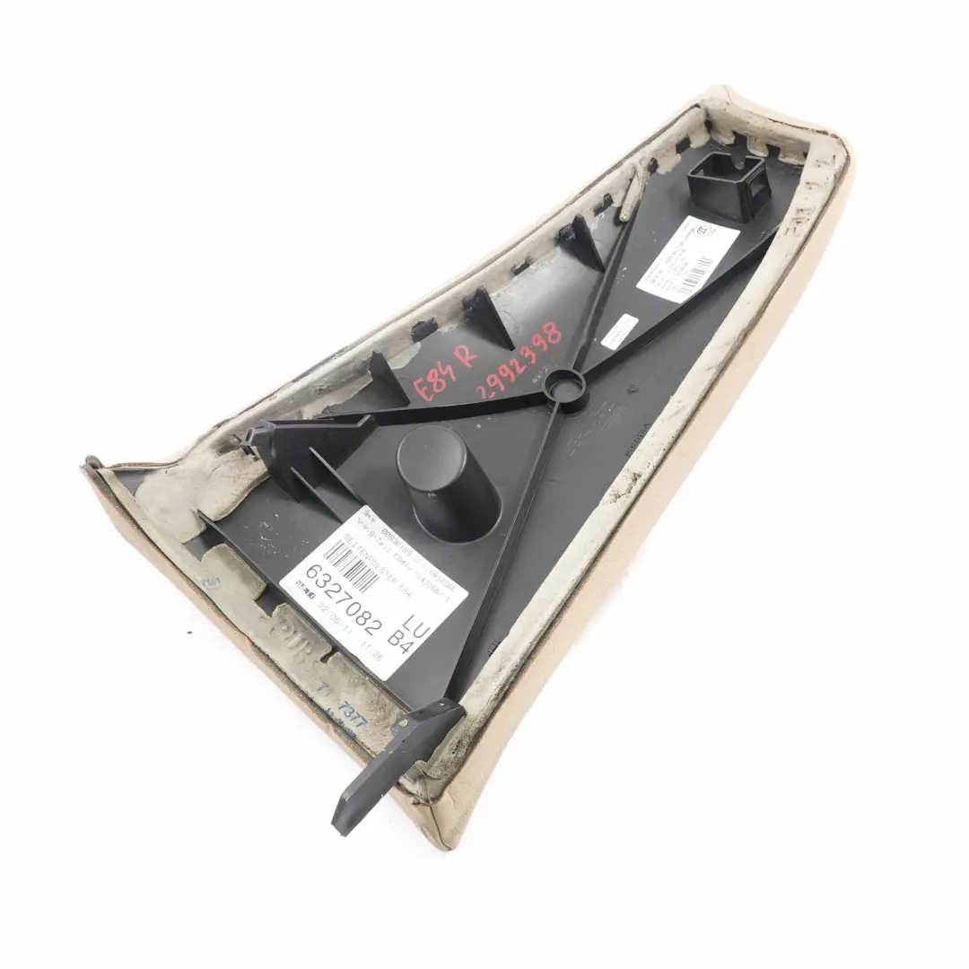 Siege Arriere Droite Panneau Lateral Reference Cuir Beige pour BMW X1 E84 à propos du numéro de pièce 2992398 BMW X1 E84 Siege Arriere Droite Panneau Lateral Reference Cuir Beige - SKU 2992398 - Numéro de pièce 2992398