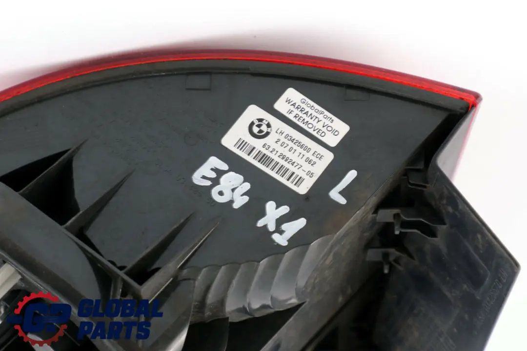 Fanale Posteriore Pannello Laterale SX per BMW X1 E84 con numero di parte 2992477 BMW X1 E84 Fanale Posteriore Pannello Laterale SX - SKU 2992477 - Numero di parte 2992477