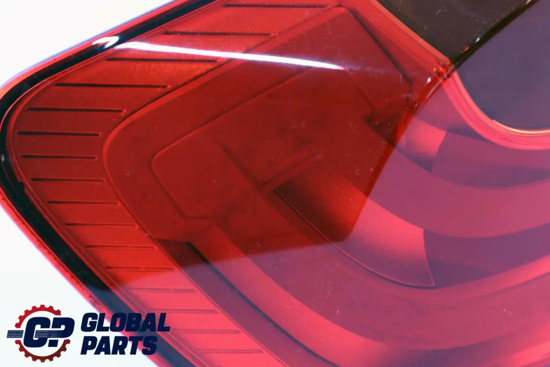 BMW E84 Luz Trasera En El Panel Lateral Izquierdo - SKU 2992477 - Número de pieza 2992477
