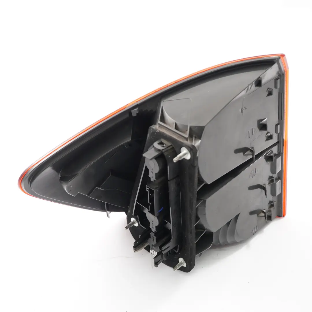BMW X1 E84 Luz Trasera En El Panel Lateral Derecho - SKU 2992478-2 - Número de pieza 2992478
