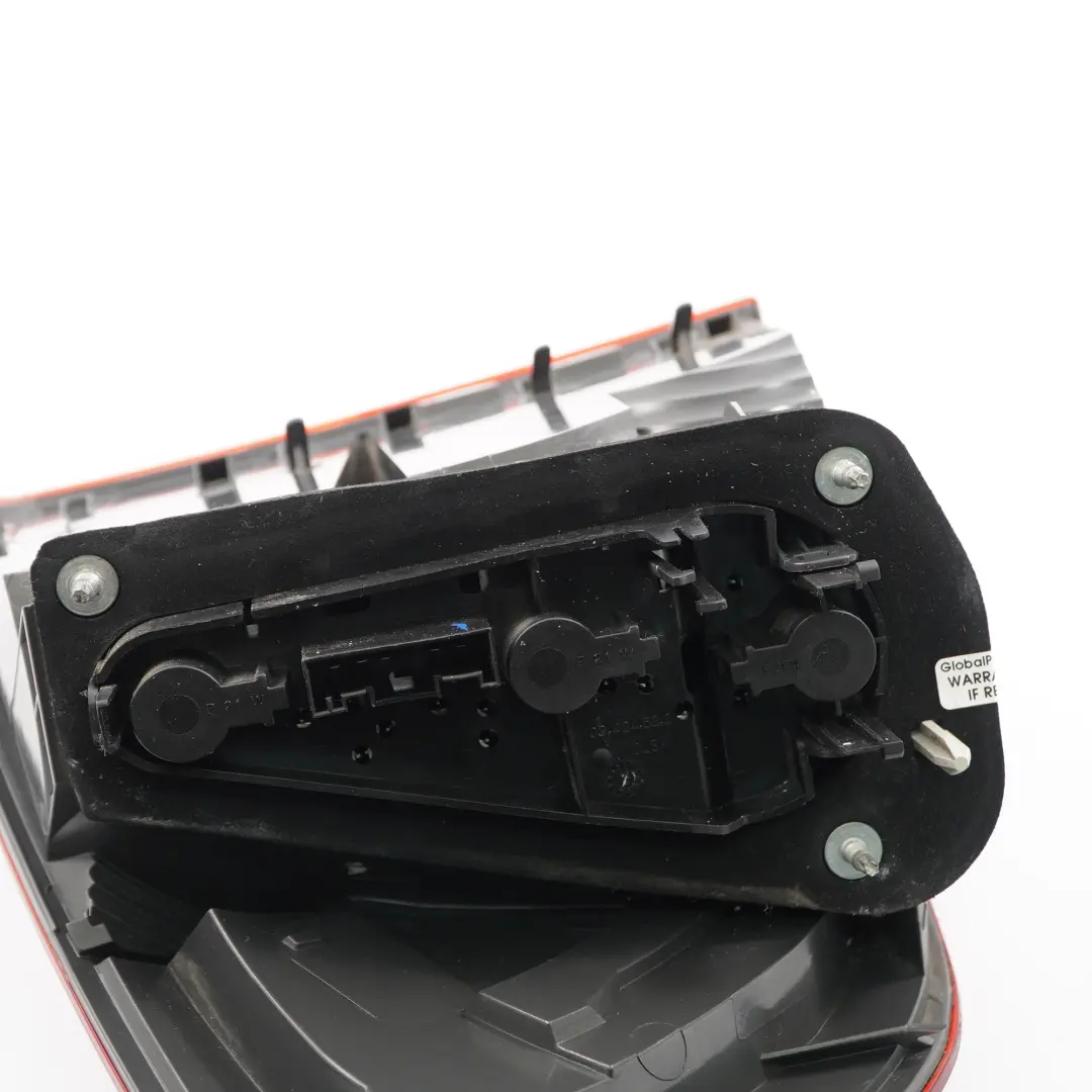 BMW X1 E84 Luz Trasera En El Panel Lateral Derecho - SKU 2992478-2 - Número de pieza 2992478