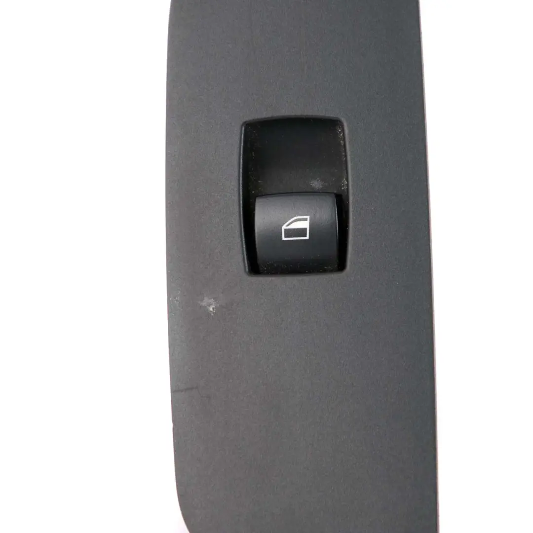 Bouton Command Leve-Vitre Electrique Garniture Arriere Droite pour BMW X1 E84 à propos du numéro de pièce 2992942 BMW X1 E84 Bouton Command Leve-Vitre Electrique Garniture Arriere Droite - SKU 2992942 - Numéro de pièce 2992942